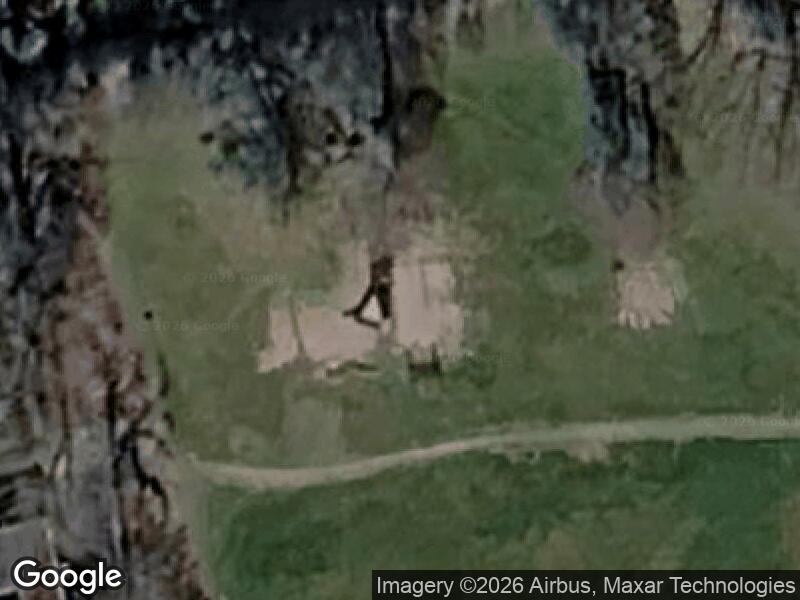 Satellitfoto af Legeplads med borde/bænkesæt i Vivild
