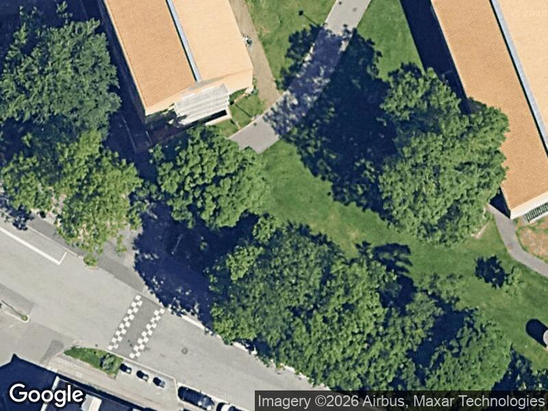 Satellitfoto af Legepladsen i Vennelystparken ved Høegh-Guldbergs Gade