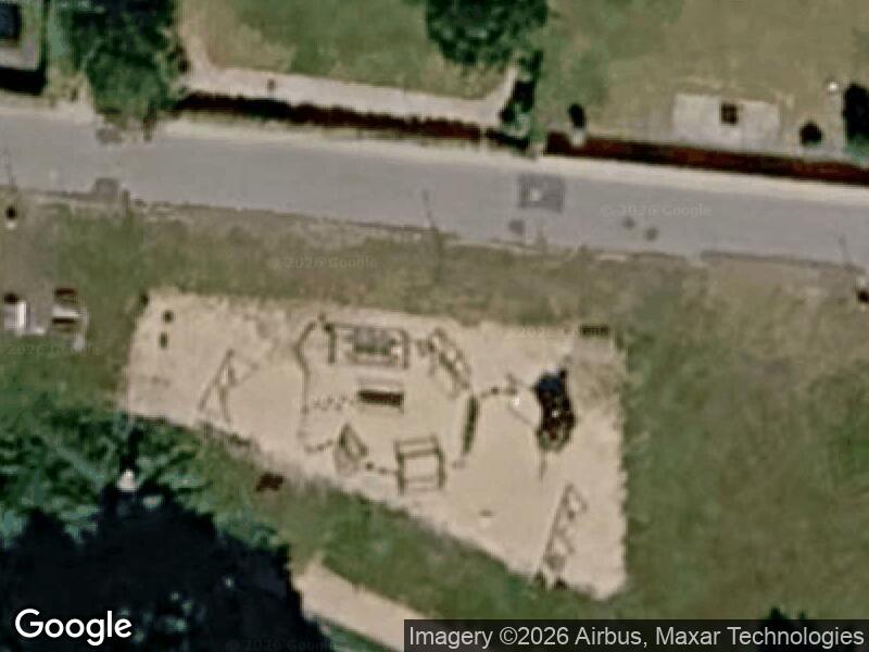 Satellitfoto af Ny-renoveret legeplads!