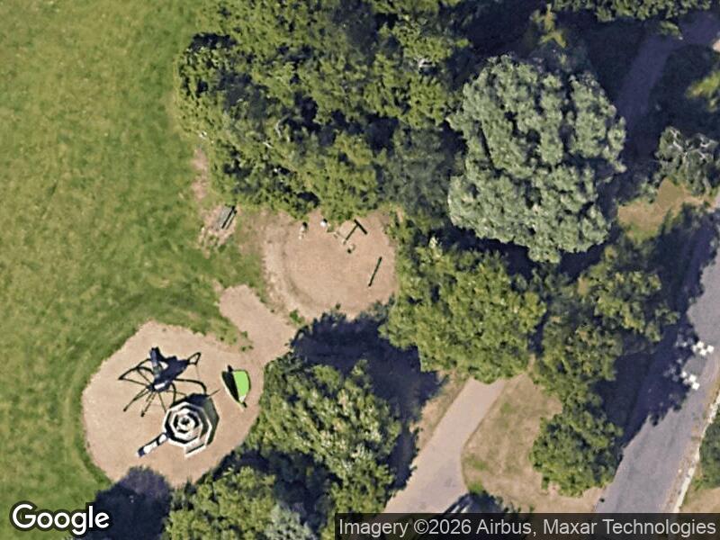 Satellitfoto af Legepladsen i Utterslev Mose ud for Pilesvinget 65