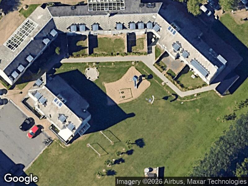 Satellitfoto af Legepladsen v. Pæregrenen