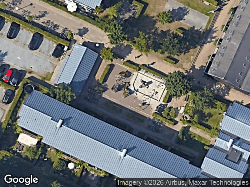 Satellitfoto af Legepladsen v. Halvtolv