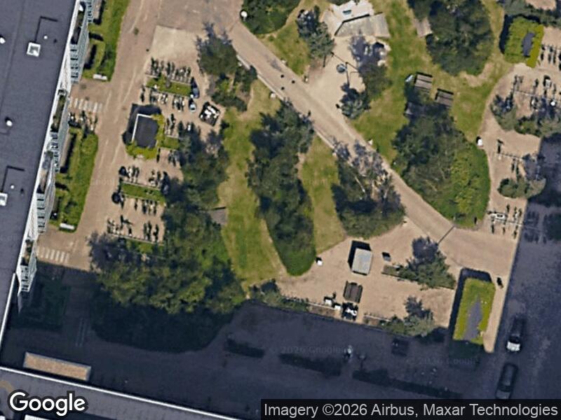 Satellitfoto af Lille legeplads mellem bygningerne