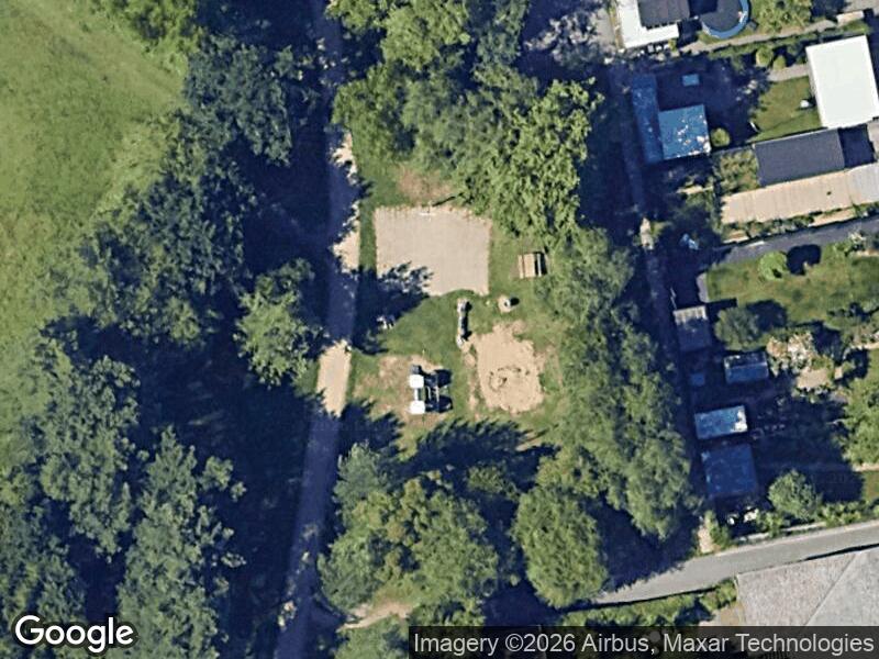 Satellitfoto af Legepladsen i Hinderuplundparken ved Krengerupvænget